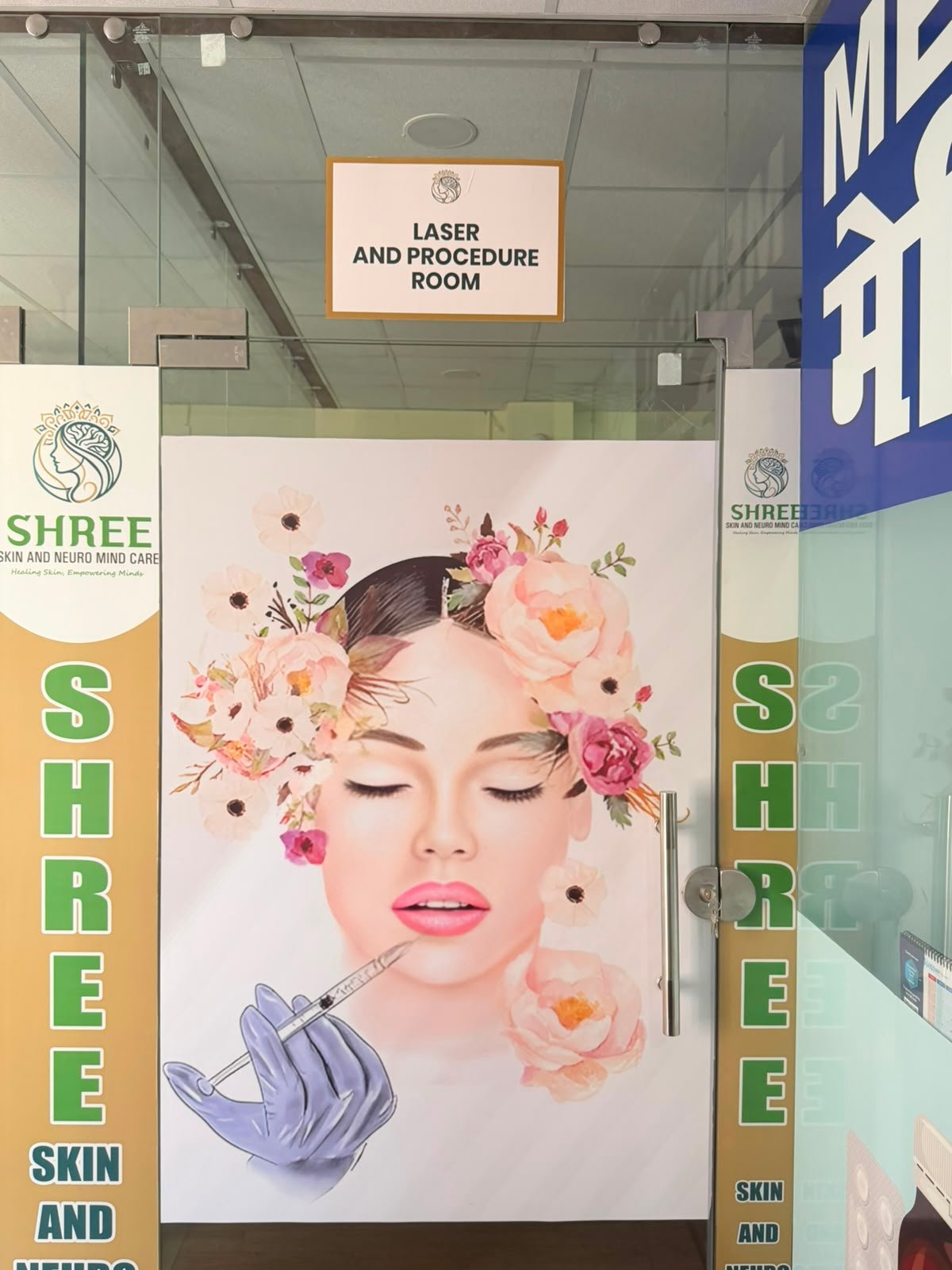 Shree clinic treatment room